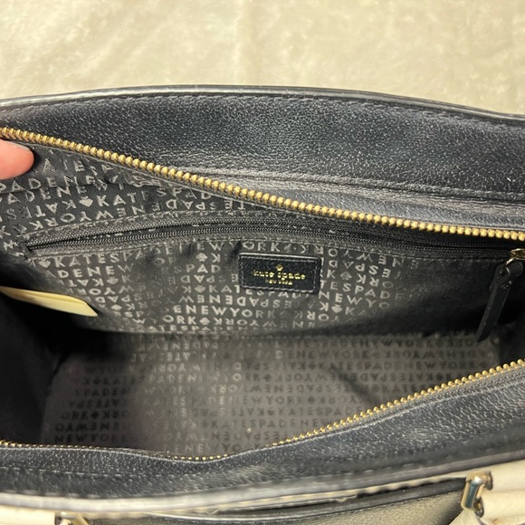 Authentic Kate Spade New York Grove Street Caley handbag. - Picture 14 of 16